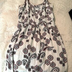 Old navy paisely dress